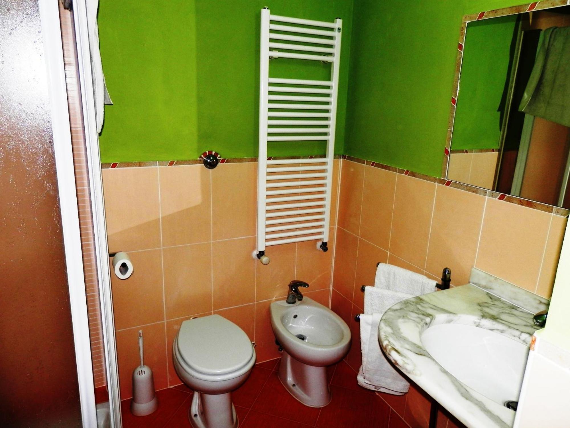 Incisa in Val d'Arno B&B Casale Ginette الغرفة الصورة